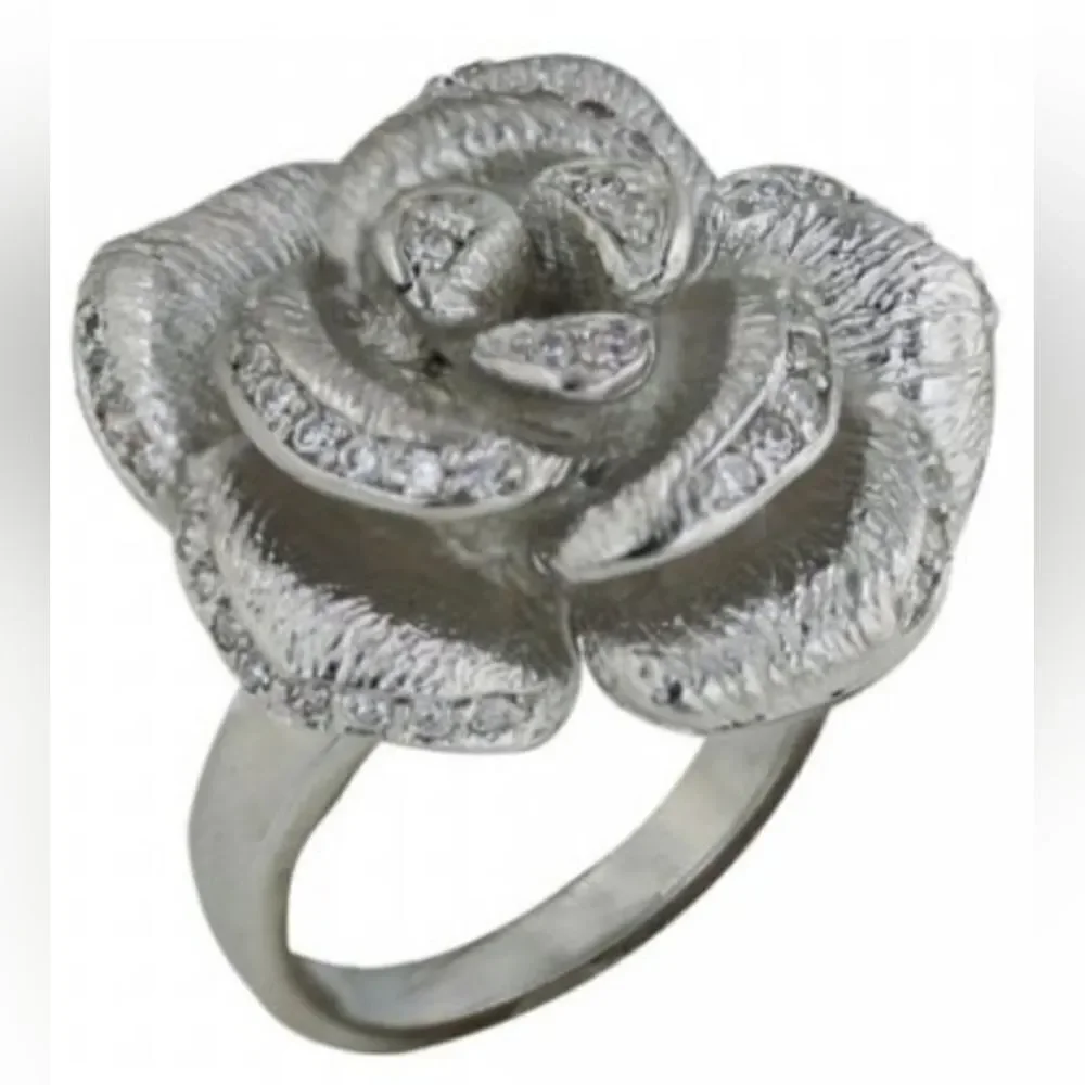 Vera & Co Brass Silver Tone & Clear Cubic Zirconia Flower Ring (5)